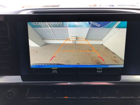 Used 2025 Chevrolet Silverado 1500 LT image 26