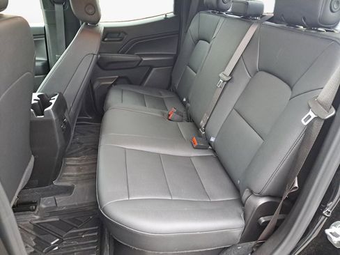 Certified 2024 Chevrolet Colorado Trail Boss w/ Advanced Trailering Package AWD/4WD image 12