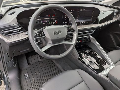 New 2025 Audi Q5 Premium Plus image 7