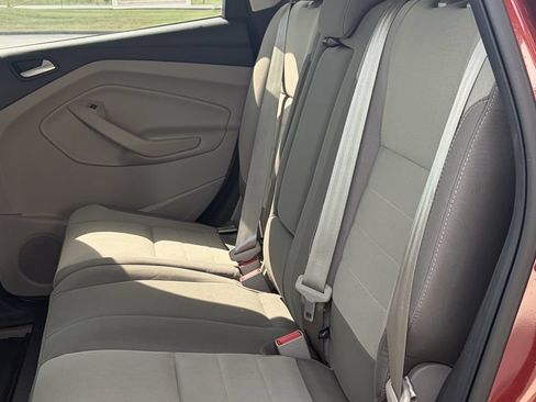 Used 2016 Ford Escape SE FWD image 20