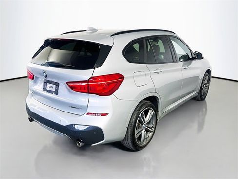 Used 2019 BMW X1 sDrive28i w/ M Sport Package image 7