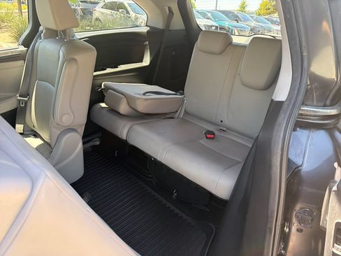 Used 2018 Honda Odyssey EX-L image 33