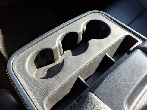 Used 2017 GMC Sierra 1500 SLT w/ SLT Premium Package image 29