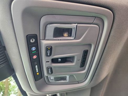 Used 2023 Chevrolet Silverado 1500 RST AWD/4WD image 28