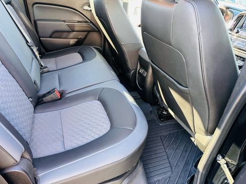 Used 2019 Chevrolet Colorado Z71 image 34