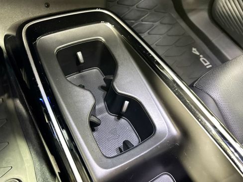 Certified 2023 Volkswagen ID.4 Pro S AWD/4WD image 16