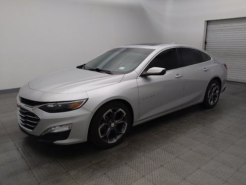 Used 2022 Chevrolet Malibu LT FWD image 2