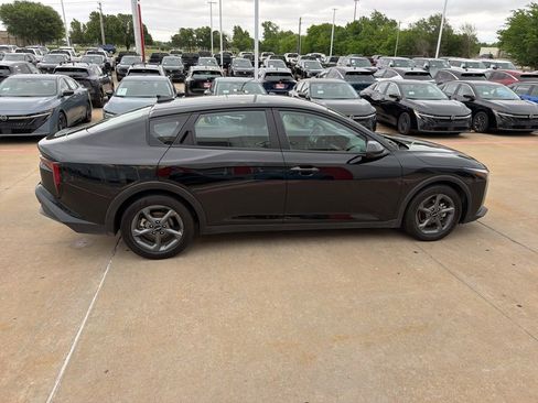 Used 2025 Kia K4 FWD image 6