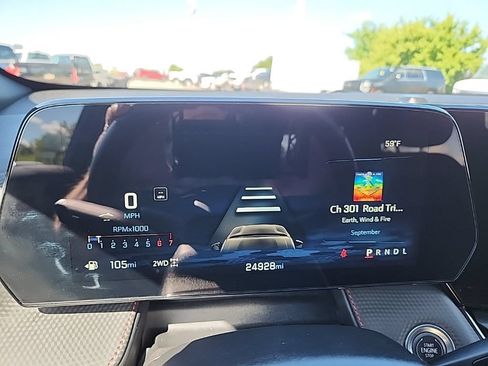 Used 2025 Chevrolet Equinox RS w/ Safety and Technology Package AWD/4WD image 19