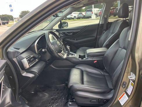 Used 2022 Subaru Outback Limited AWD/4WD image 17