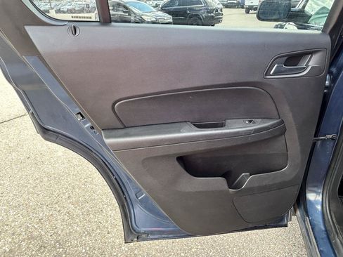 Used 2017 Chevrolet Equinox LT w/ Convenience Package FWD image 13