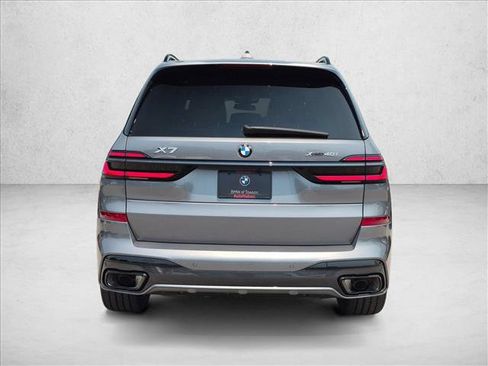 New 2027 BMW X7 xDrive40i w/ M Sport Package AWD/4WD image 8