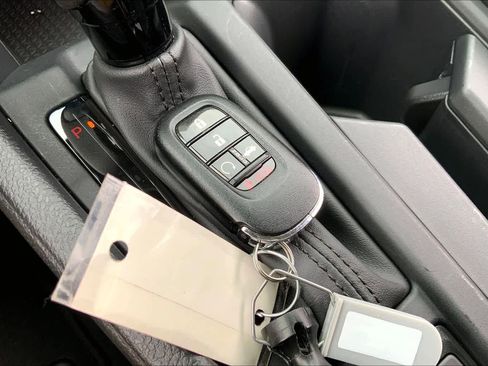 Used 2023 Honda Accord LX image 13