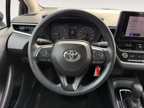 Used 2024 Toyota Corolla LE FWD image 12