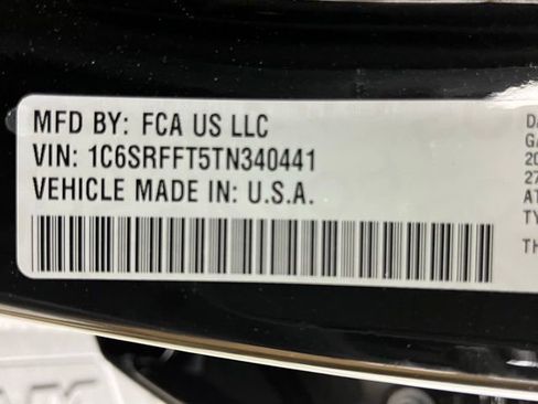 New 2026 RAM 1500 4x4 Crew Cab image 9