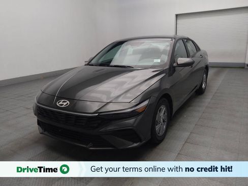 Used 2024 Hyundai Elantra SE FWD image 1