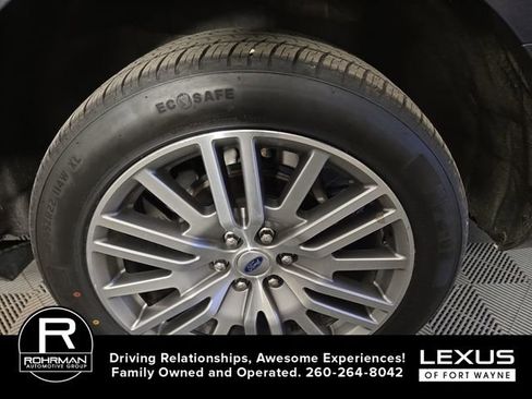 Used 2022 Ford Expedition Max Limited AWD/4WD image 12