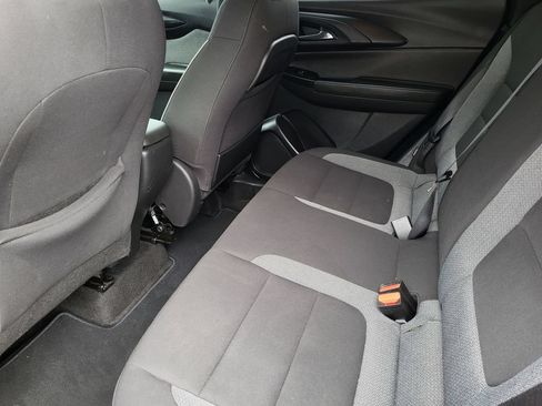 Used 2024 Chevrolet TrailBlazer LT FWD image 20