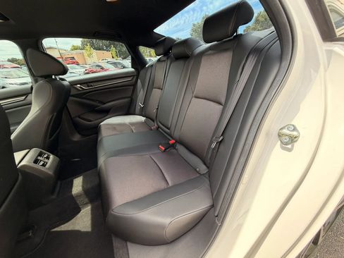 Used 2020 Honda Accord Sport image 14