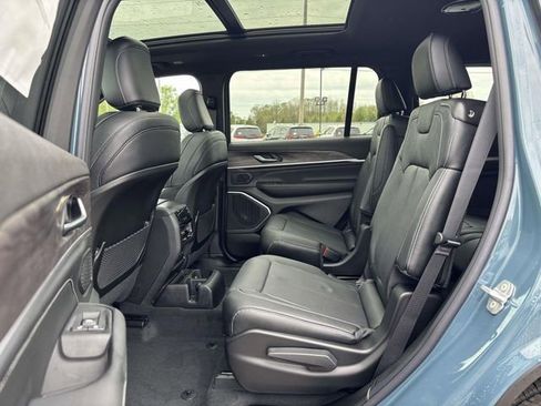 New 2026 Jeep Grand Cherokee L Limited AWD/4WD image 9