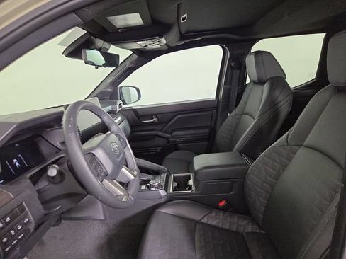 Used 2024 Toyota Tacoma TRD Off-Road w/ TRD Off Road Premium Package AWD/4WD image 12