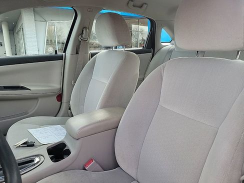 Used 2016 Chevrolet Impala LT image 11