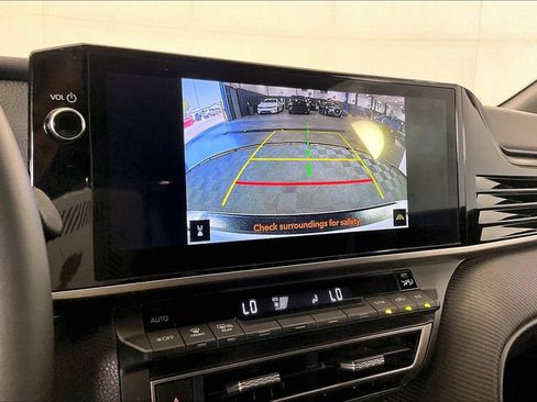 Used 2025 Toyota Camry SE w/ Multimedia Upgrade Package FWD image 27