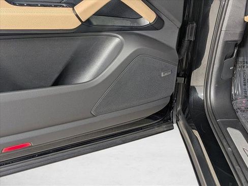 Certified 2025 Porsche Cayenne Coupe AWD/4WD image 14