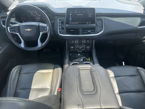Used 2021 Chevrolet Tahoe LT w/ LT Signature Package RWD image 23