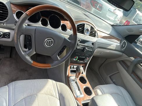 Used 2012 Buick Enclave Leather FWD image 3
