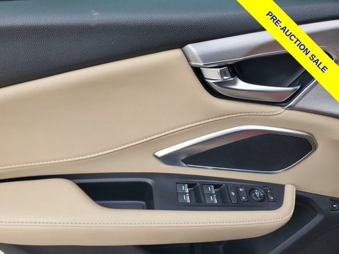 Used 2024 Acura RDX SH-AWD image 18