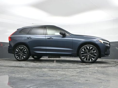 New 2026 Volvo XC60 T8 Ultra w/ Protection Package Premier image 40