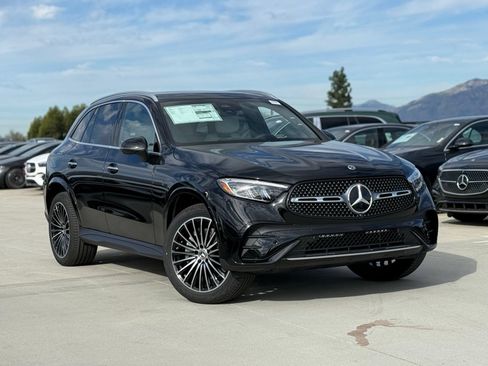 New 2026 Mercedes-Benz GLC 300 image 2