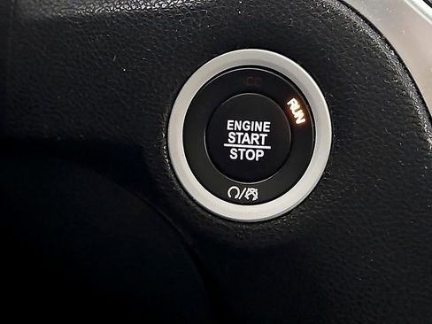 Used 2017 Chrysler 300 Limited w/ Value Package image 24