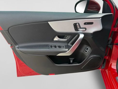 Used 2019 Mercedes-Benz A 220 image 14