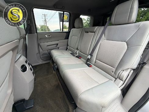 Used 2015 Honda Pilot SE image 14