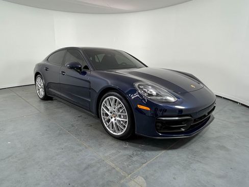 Certified 2021 Porsche Panamera 4 image 9