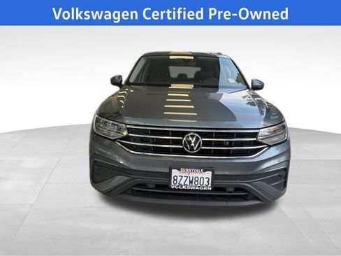 Certified 2022 Volkswagen Tiguan SE w/ Panoramic Sunroof Package image 12