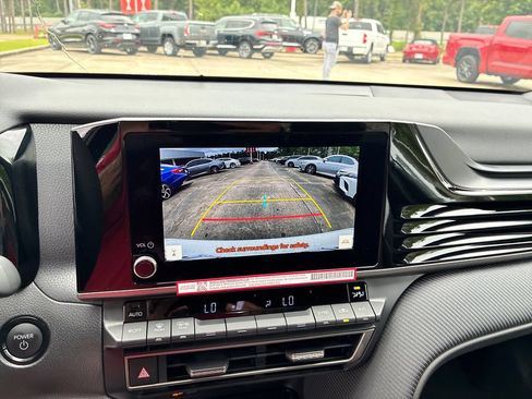 New 2026 Toyota Camry SE FWD image 25