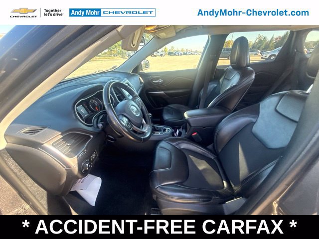 Used 2020 Jeep Cherokee Latitude Plus FWD image 18