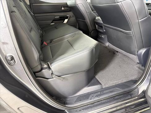 Used 2024 Toyota Tundra Limited AWD/4WD image 16