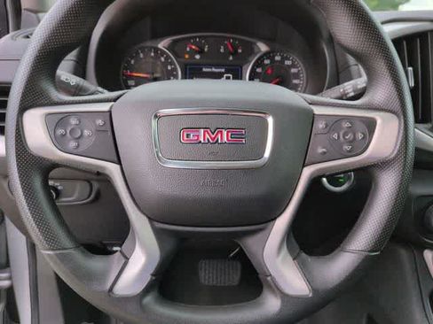 Used 2024 GMC Terrain SLE AWD/4WD image 22