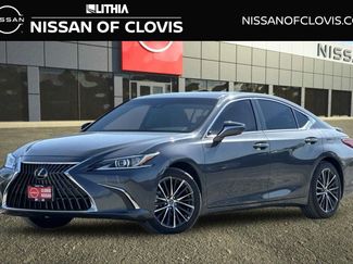 Used 2025 Lexus ES 300h w/ Premium Package FWD video 1