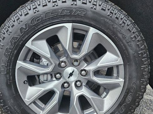 Used 2022 Chevrolet Silverado 1500 RST image 34