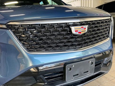 Used 2024 Cadillac XT4 Premium Luxury image 26