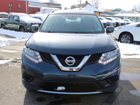Used 2016 Nissan Rogue SV image 9