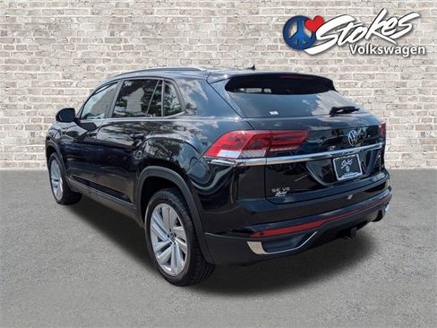 Used 2022 Volkswagen Atlas Cross Sport SE image 6