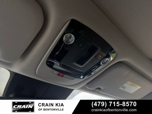 Certified 2025 Kia Sorento SX FWD image 21