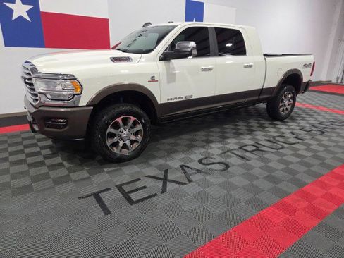 Used 2020 RAM 2500 Limited image 2