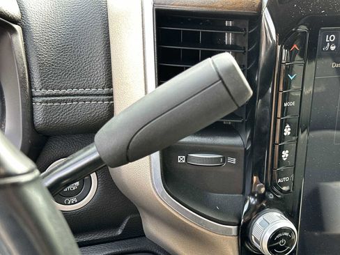 Used 2024 RAM 3500 Laramie AWD/4WD image 23